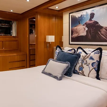 Essoess Boat - Five Star - Exclusive Use Palma de Mallorca