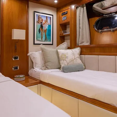 Essoess Boat - Five Star - Exclusive Use Botel Palma de Mallorca